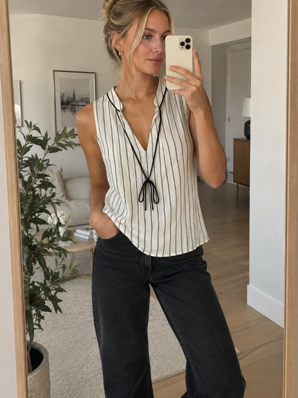 Ivory & Black Striped Tie-Neck Blouse Sleeveless V-Neck Top Preppy Striped Top